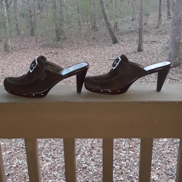 Stuart Weitzman Brown Clogs/Mules - Picture 4 of 8